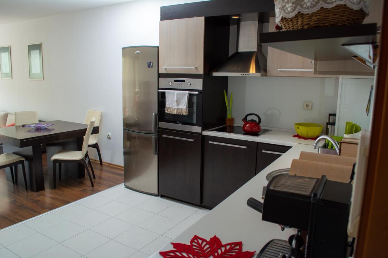 Central Apartment Mountain View Karlovo Exterior photo